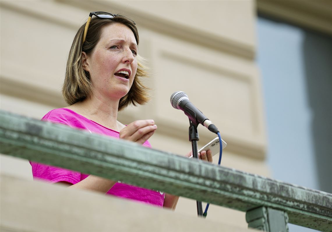 Doctor who performed abortion for 10-year-old rape victim may sue ...