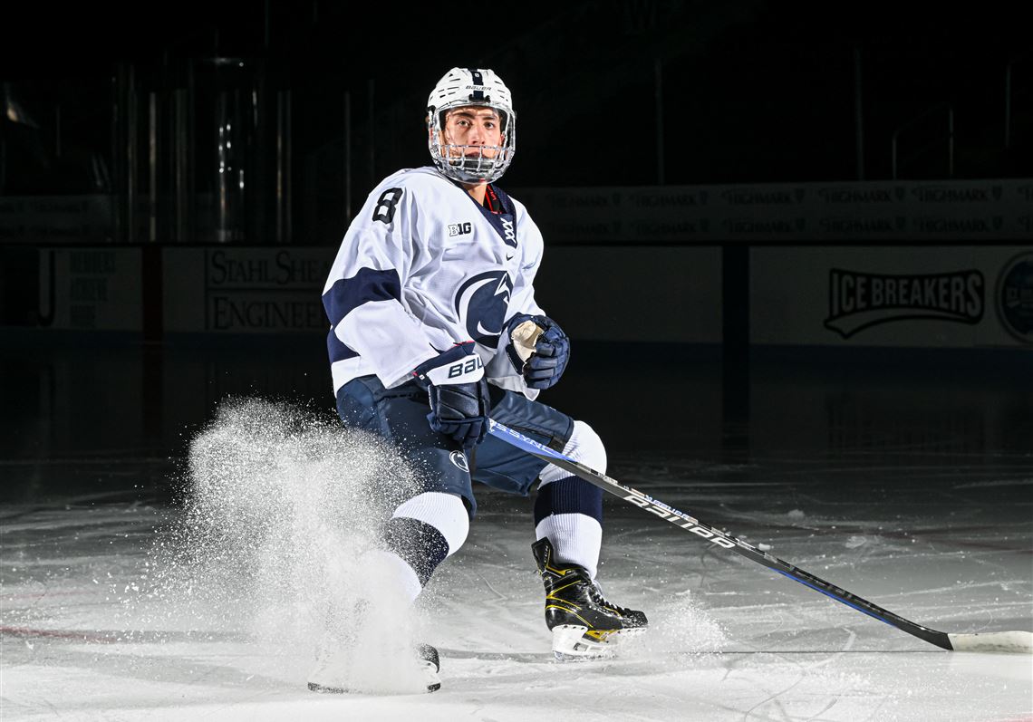 How Do Ice Hockey Players Stop on the Ice? Expert Techniques Explained