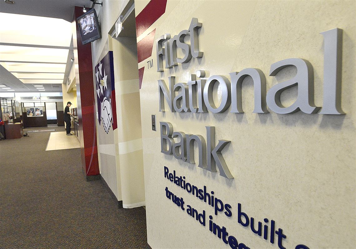 Man who hopped the bus after Pittsburgh bank robberies pleads guilty ...