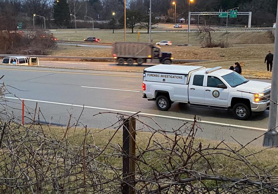 Woman killed in Parkway East crash near Pennsylvania Turnpike on-ramp ...
