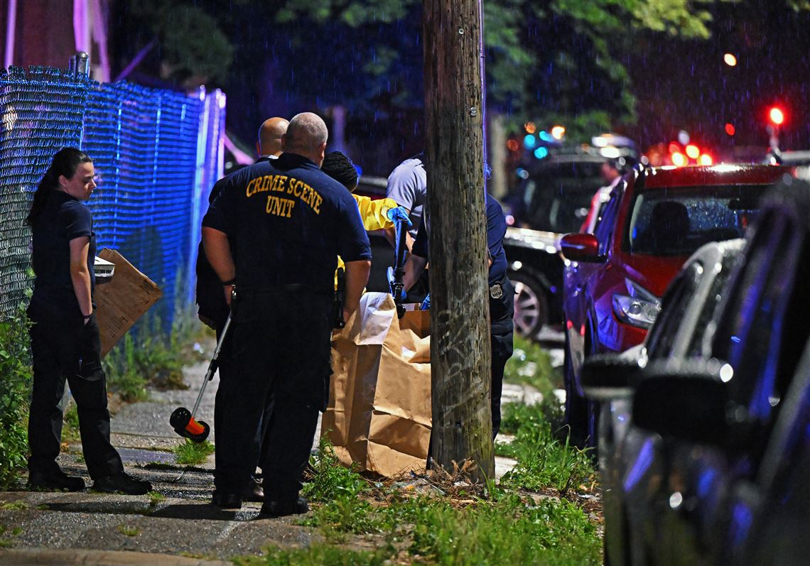 Four people killed in Philadelphia shooting and suspect in custody ...