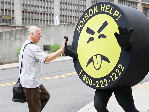 Mr. Yuk in 3D: Pittsburgh's green guy, at 52, is still spreading