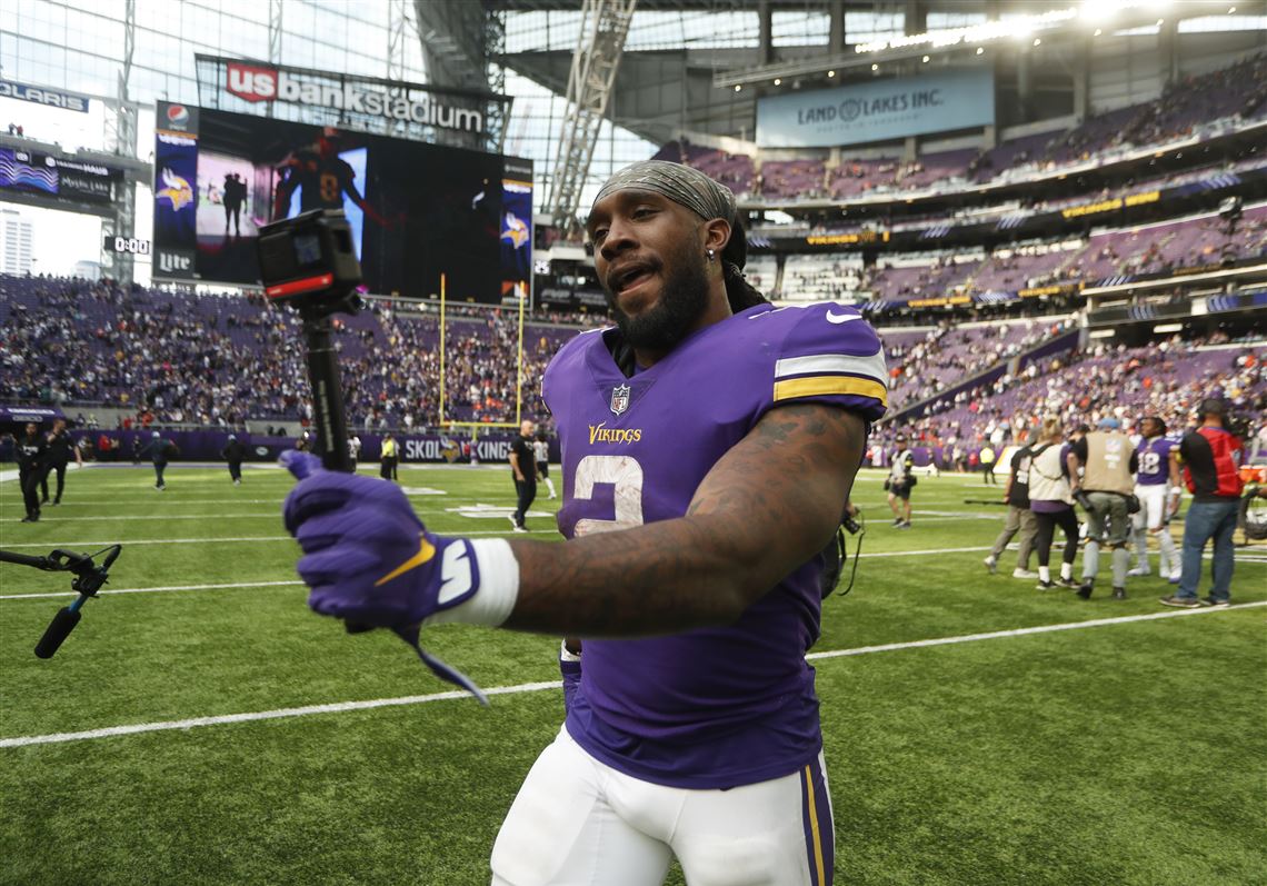 Top quarterbacks and running backs to help DOMINATE your draft in 2023 ...
