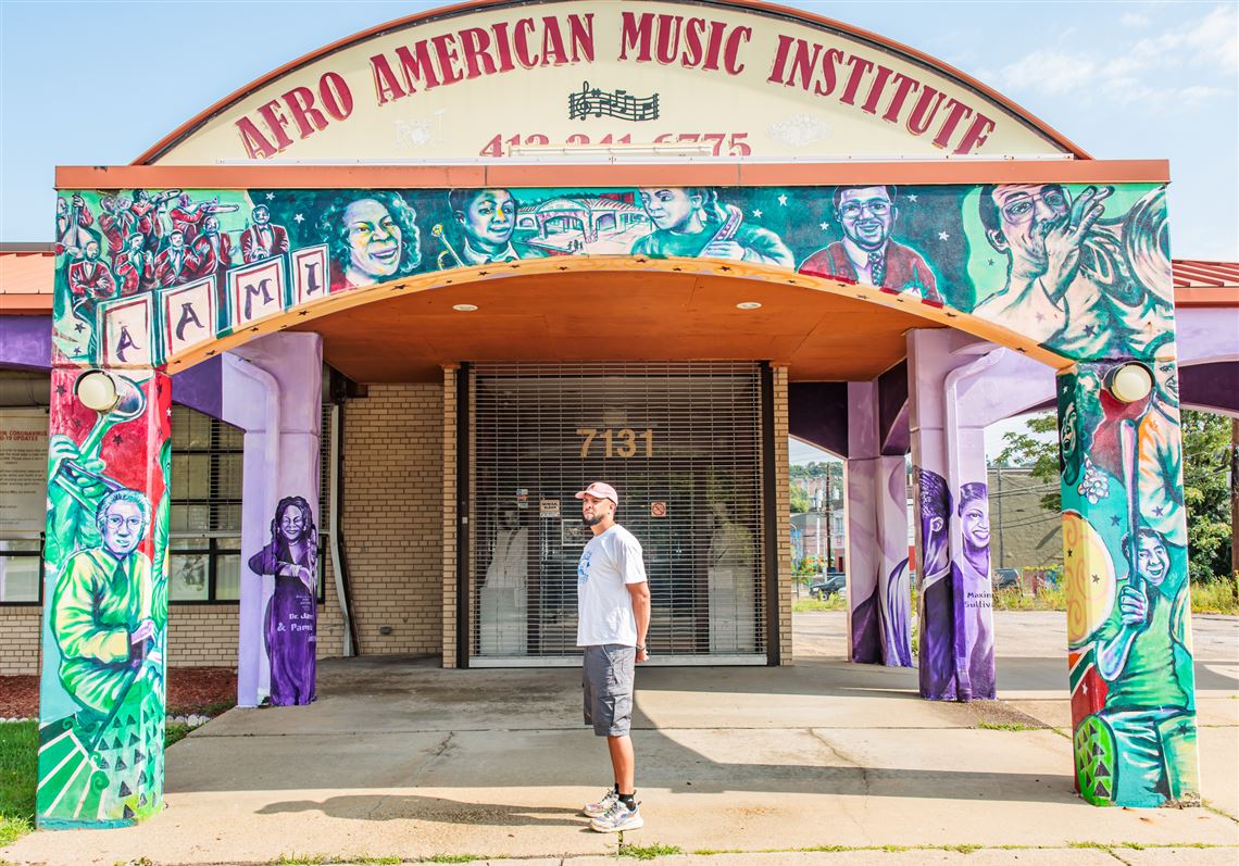 Which musicians are we gonna show?' New mural celebrates