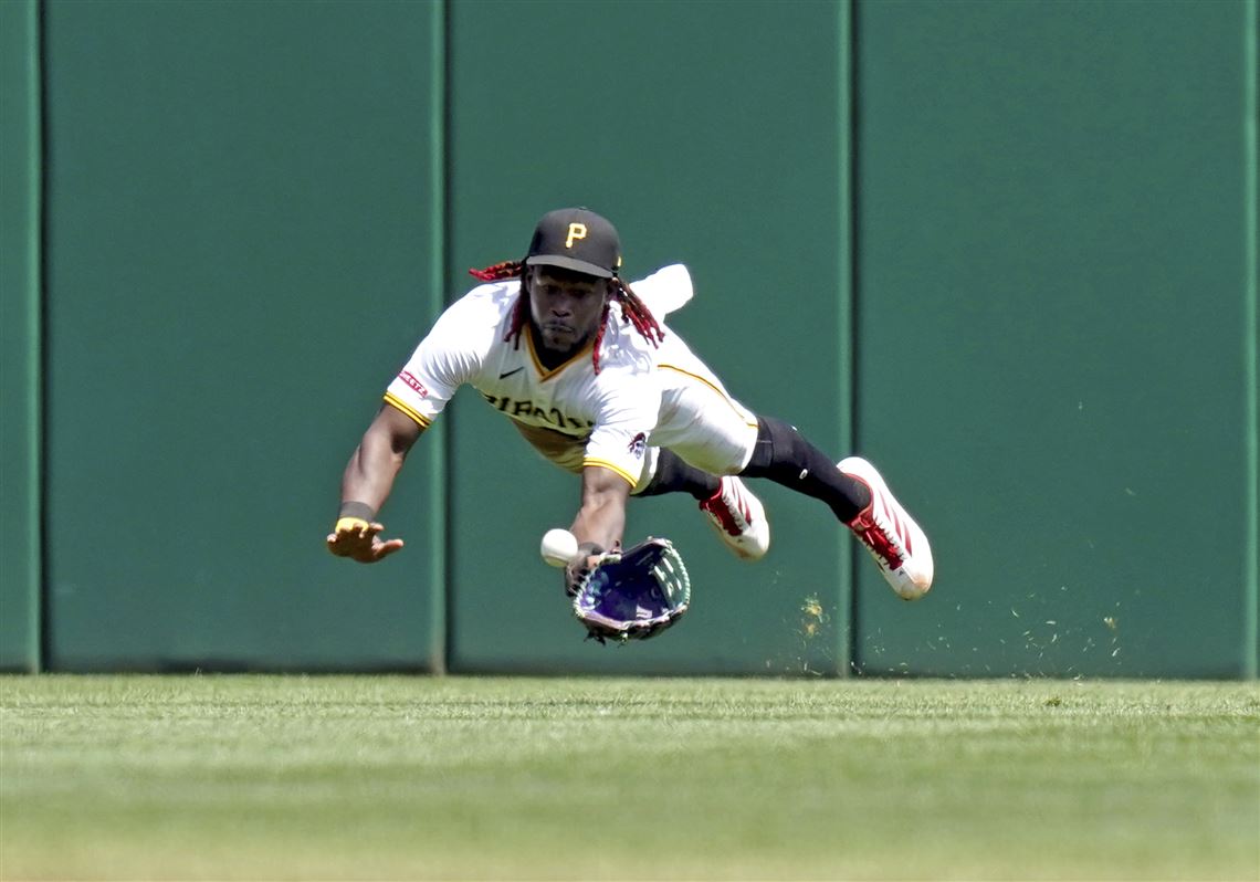 Pirates mailbag: What are the chances Oneil Cruz is moved at this