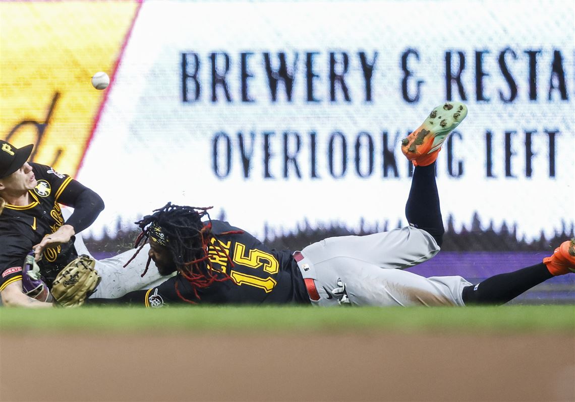 Pirates place Oneil Cruz on 7-day concussion IL, call up OF Ronny