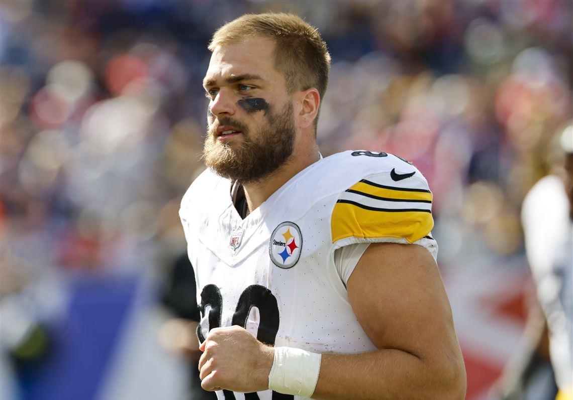 BREAKING NEWS: Pittsburgh Steelers' Pat Freiermuth's Heartwarming Gesture Stuns Passengers on Commercial Flight