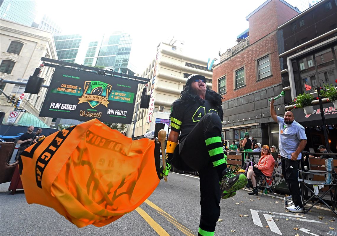 A Week Of Finding Pittsburgh (and The Steelers) In Ireland - Pittsburgh City Paper | News, Dining, Music, Best Of, Arts, Film - Foto 13