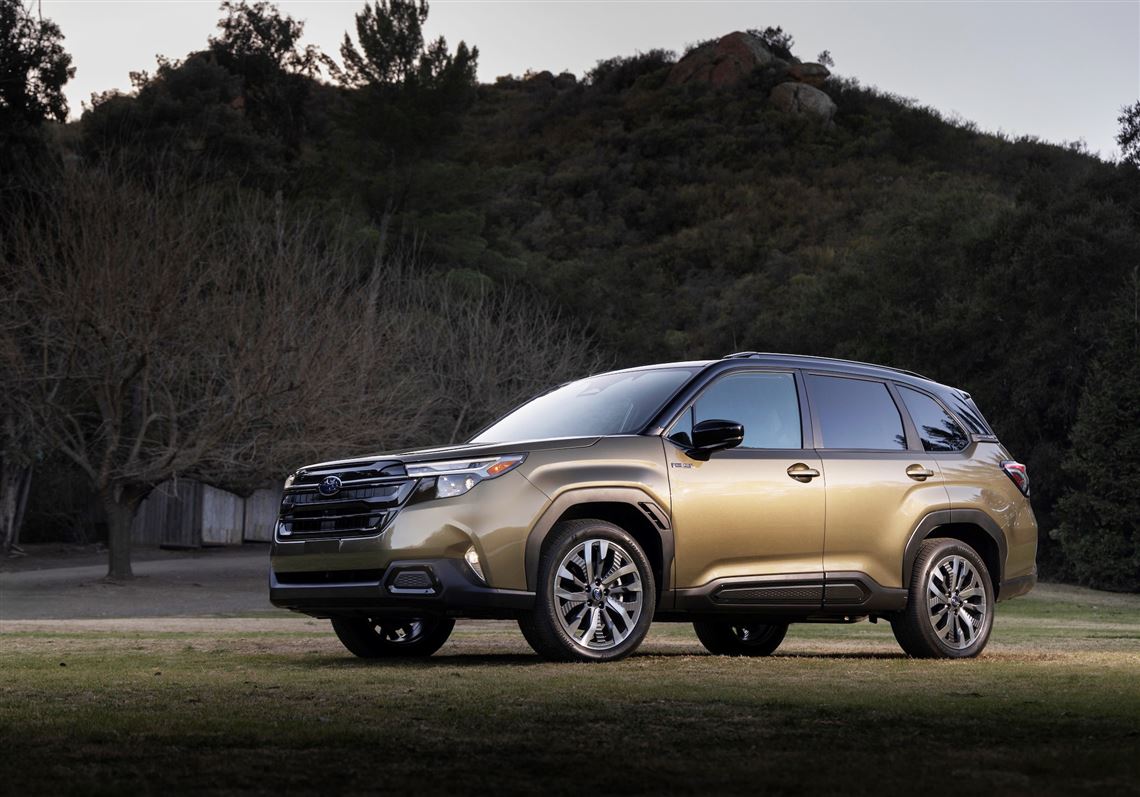 Driver's Seat reviews the 2025 Subaru Forester Hybrid | Pittsburgh