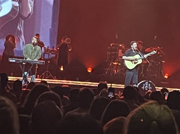 Review: Mumford & Sons raises the roof at PPG Paints Arena