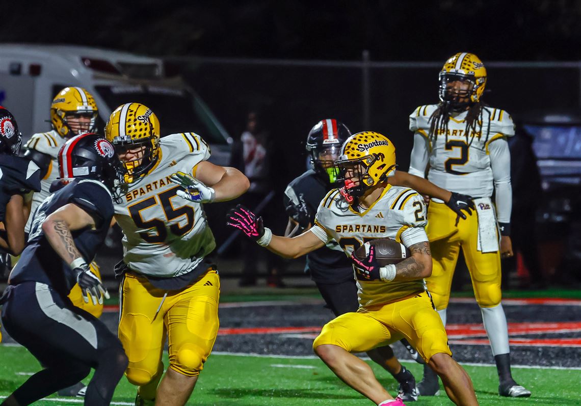 WPIAL large schools football notebook West Allegheny on eerily similar