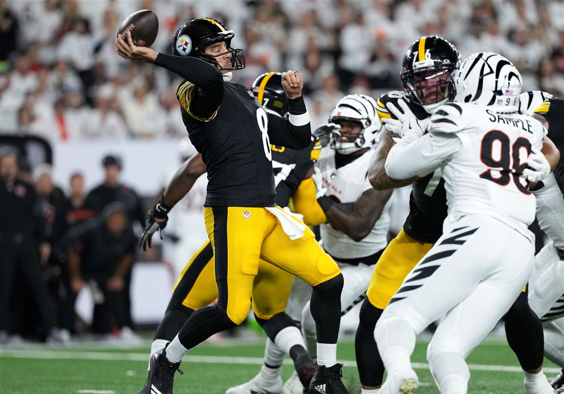 Aaron Rodgers defying Father Time in leading Steelers | Pittsburgh  Post-Gazette