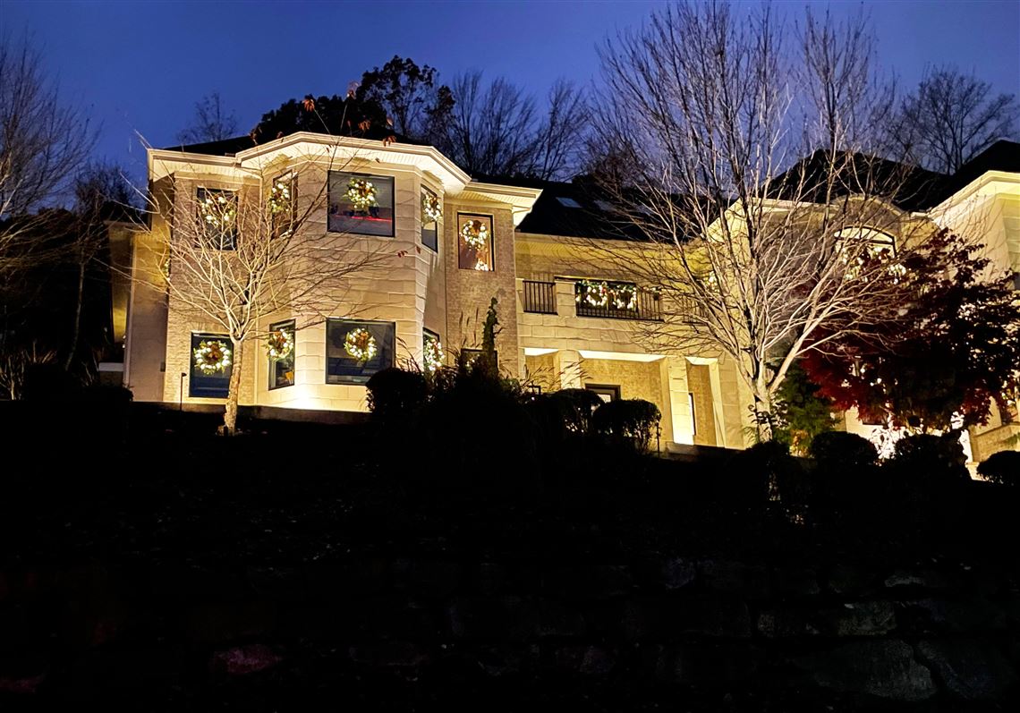 Symphony Splendor Holiday House Tour heads north to Lake MacLeod