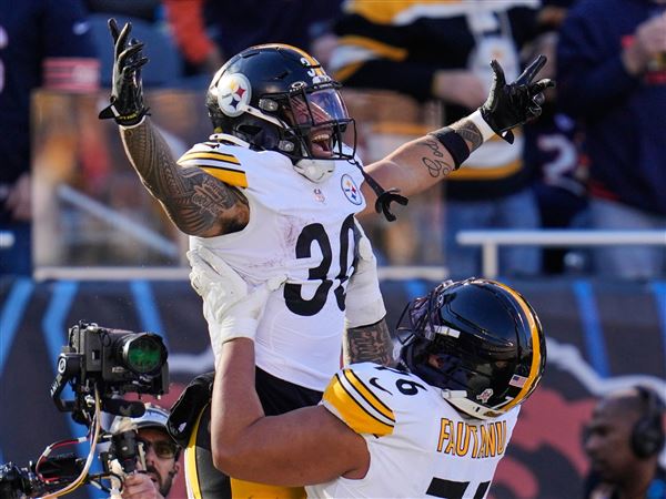Steelers-Bears-Football-12-