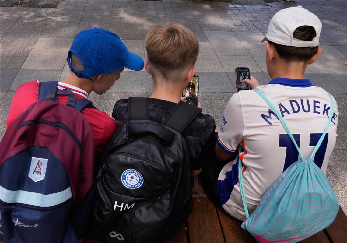 Australia introduces a world-first social media ban for children under 16