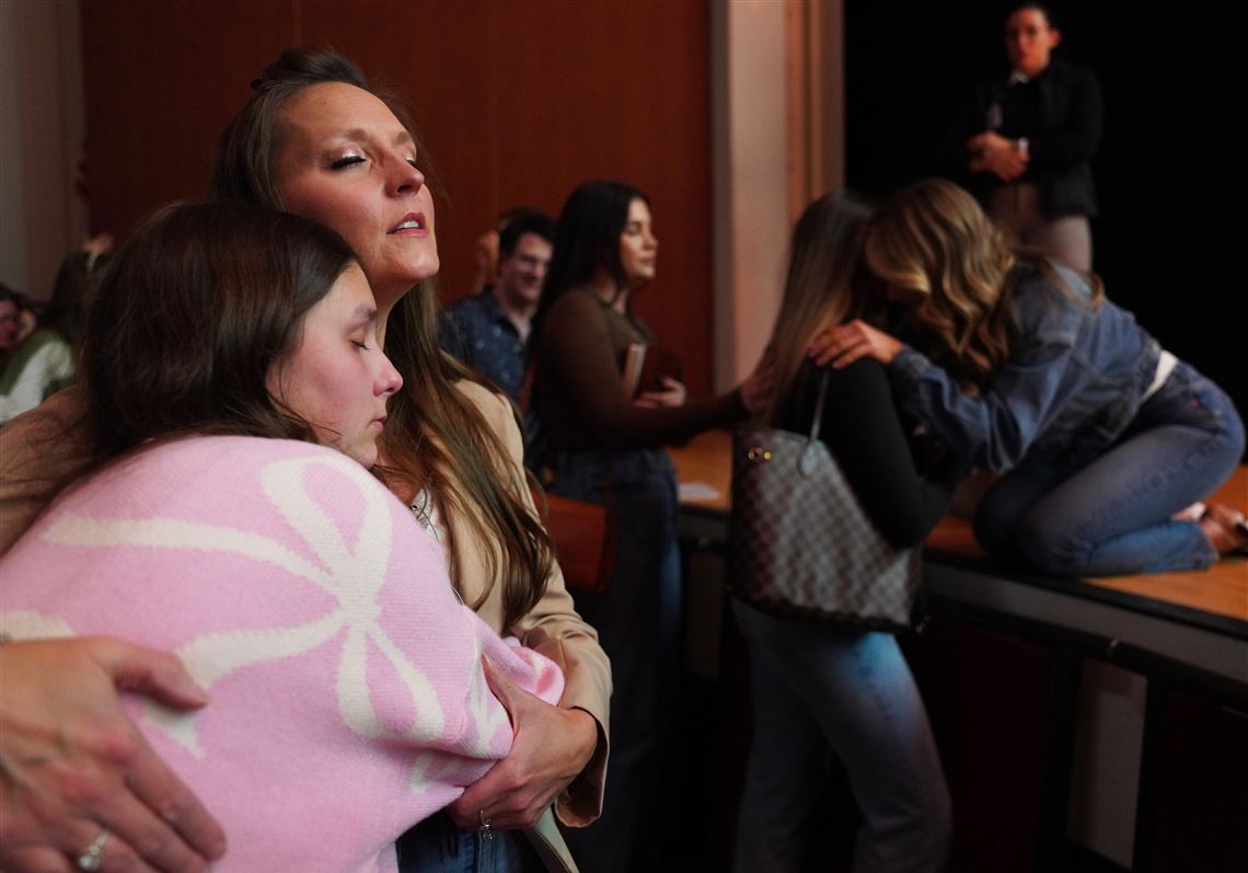 These influencers are teaching Christianity online — and young people are listening