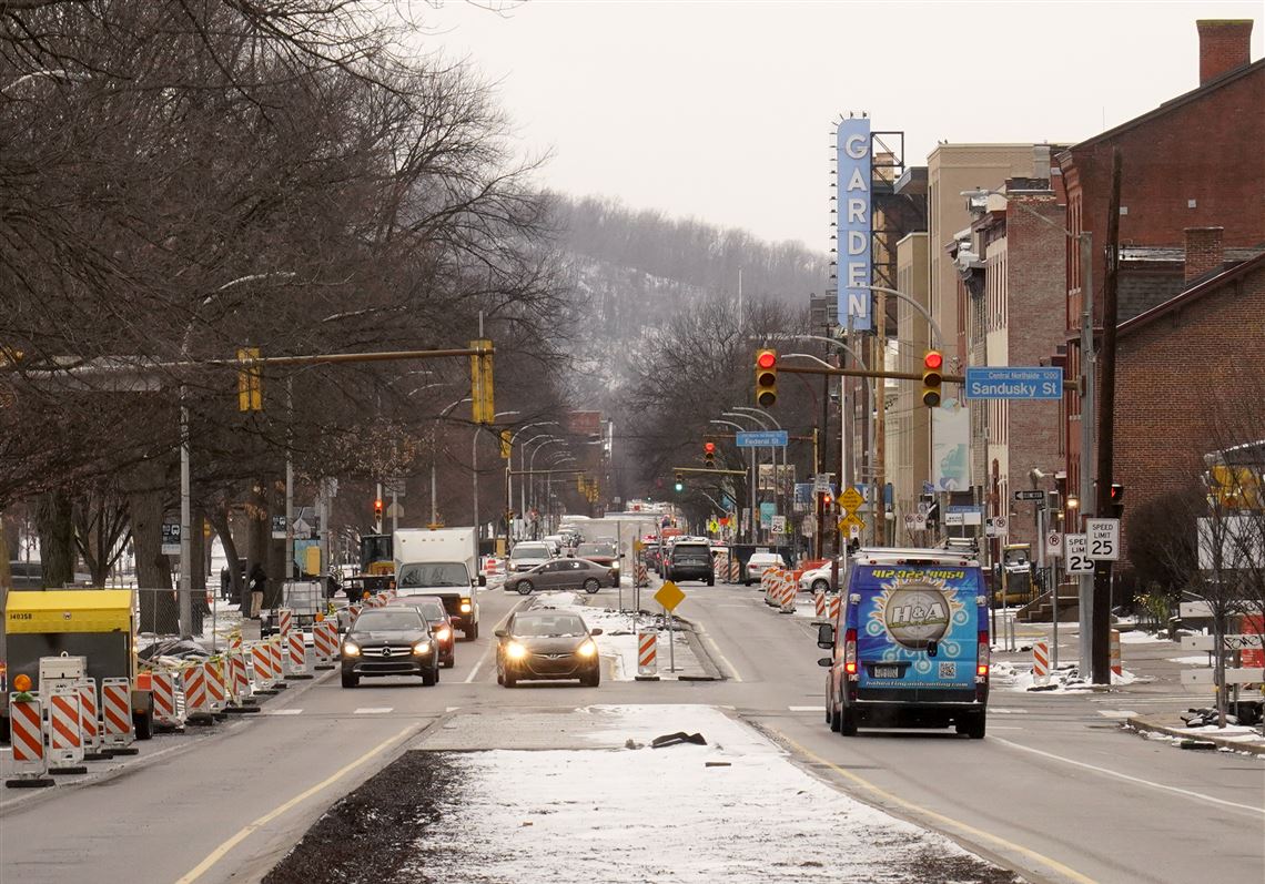 REMOTE CALIBRATION AND CONTROL OF SMART TRAFFIC LIGHTS, image size:1140x797