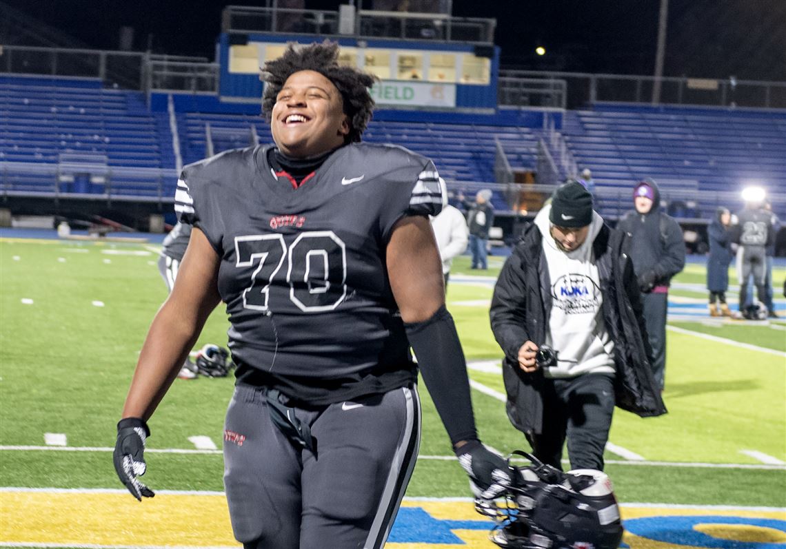 Naquan Crowder: Aliquippa Star Rising in College Football Naquan Crowder: Aliquippa Star Rising in College Football