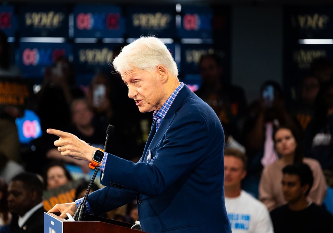 Bill Clinton erscheint nicht zur Epstein-Aussage und wird wegen ...