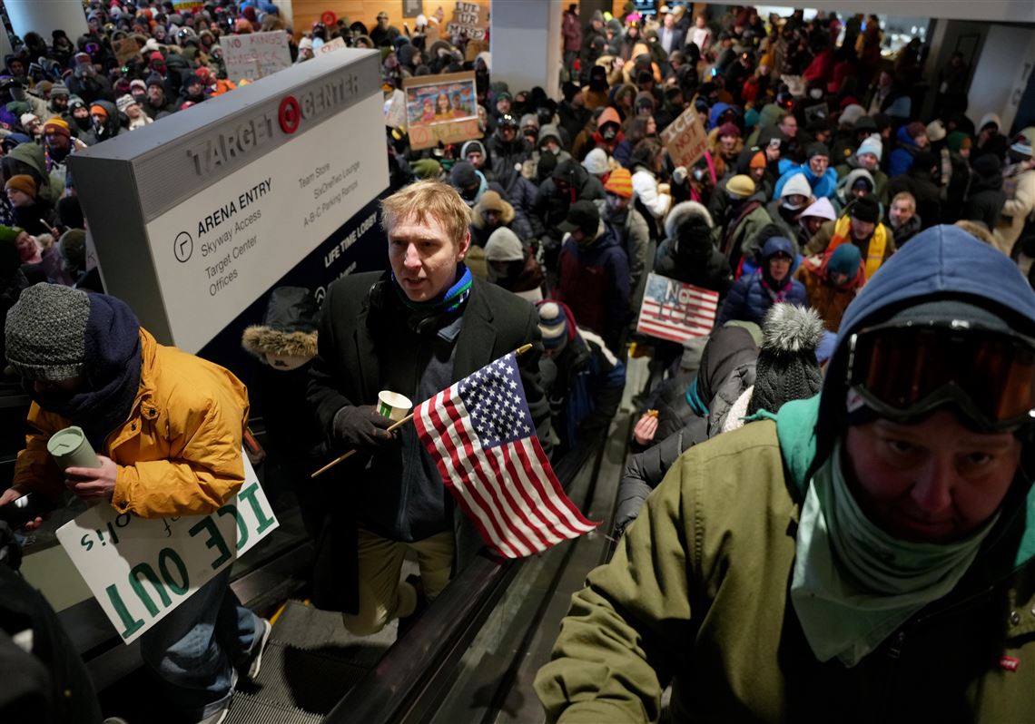 Thousands rally against immigration enforcement in subzero Minnesota temperatures | Pittsburgh Post-Gazette