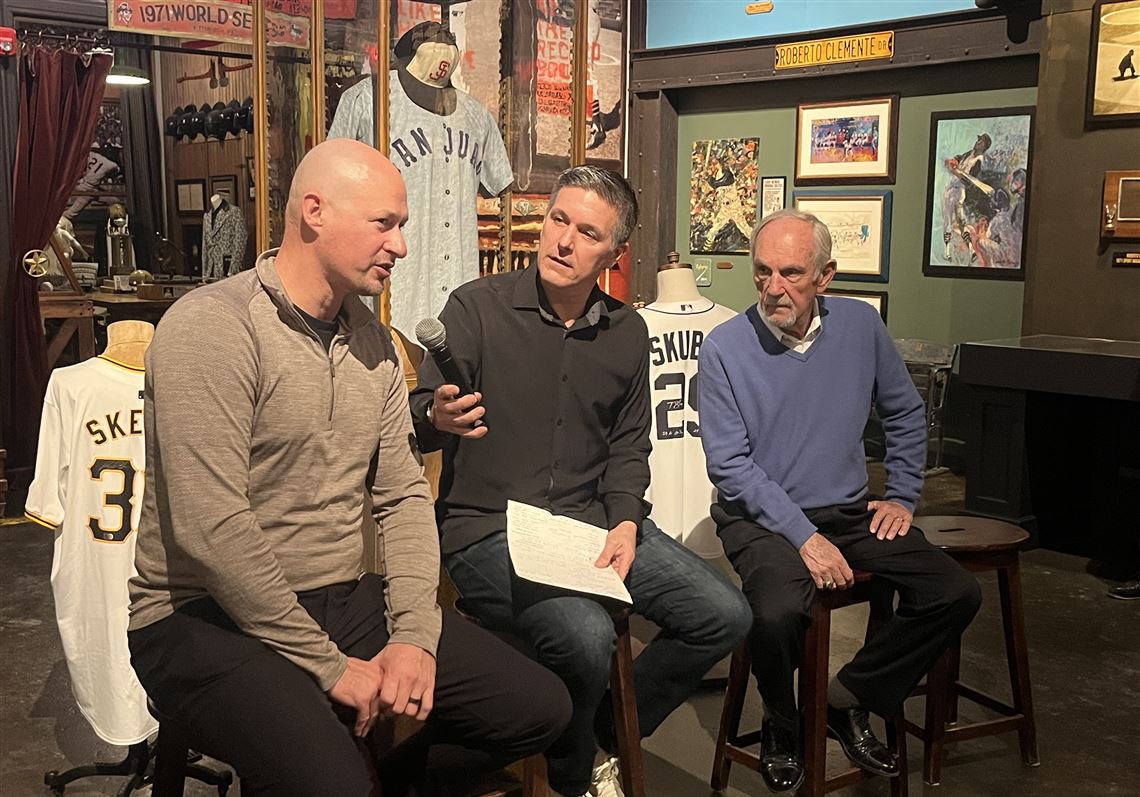 Pirates managers Don Kelly and Jim Leyland swap laughs, job keys and more ...