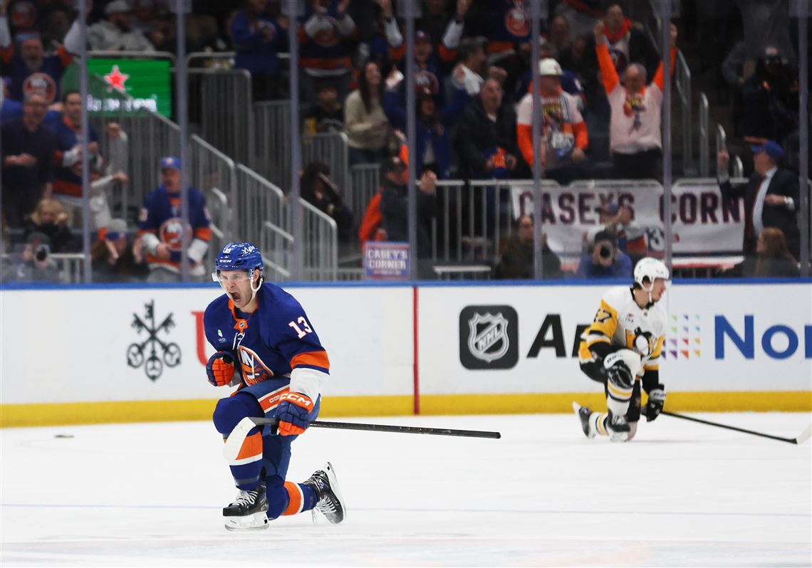 Penguins drop overtime heartbreaker to Islanders in key division showdown