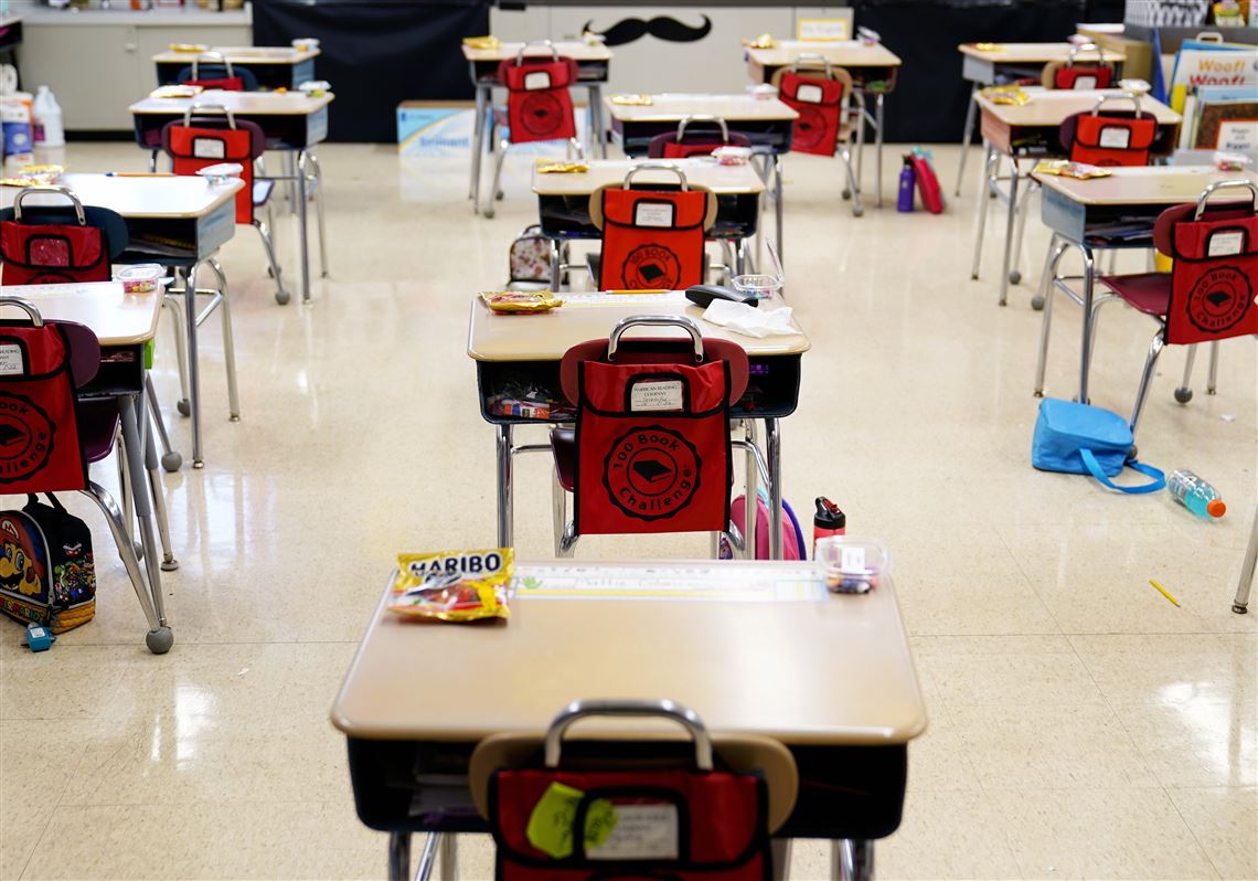 Mt. Pleasant school district cuts ties with Lifetouch photo company after ...