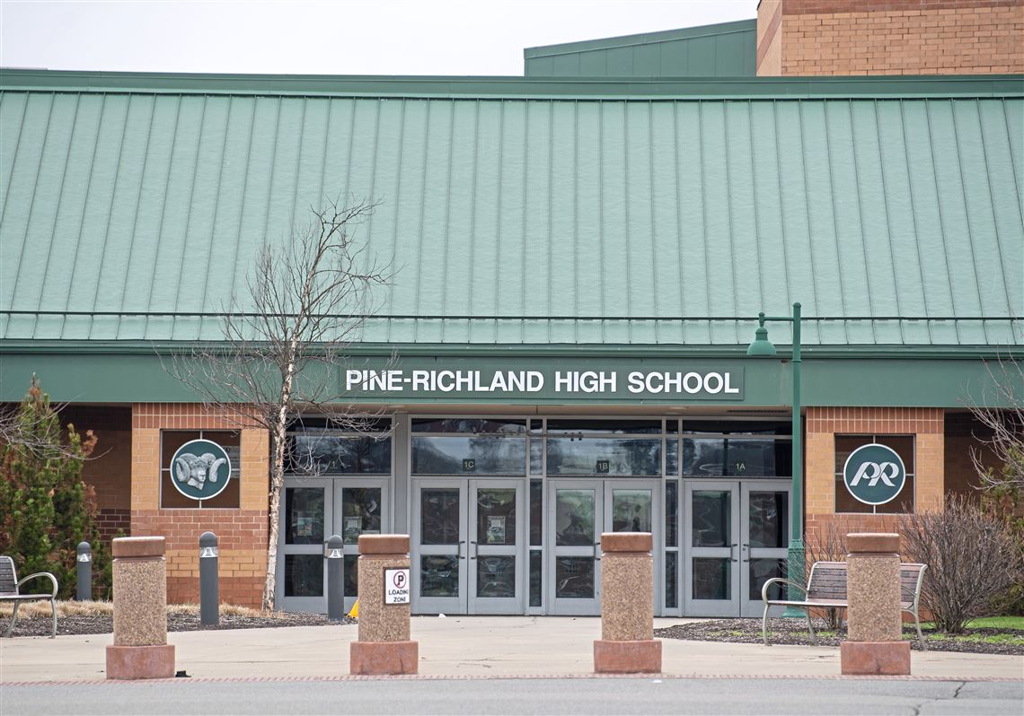 Pine-Richland School Board debates who can challenge library books in ...