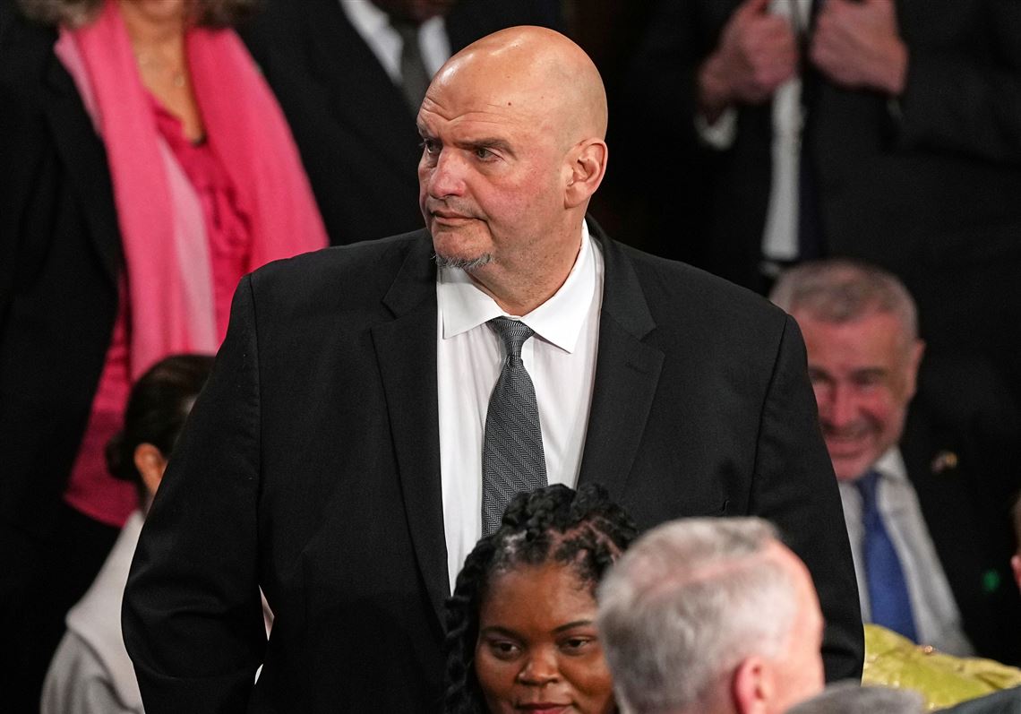 Fetterman Breaks with Democrats on Funding and GOP-Backed Voting Limits – A Signal for 2026 Governance Dynamics