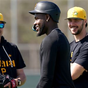 3 takeaways: Oneil Cruz's defensive misplays spoil Paul Skenes