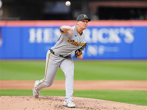 3 takeaways: Pirates leave 17 stranded in extra-innings loss to