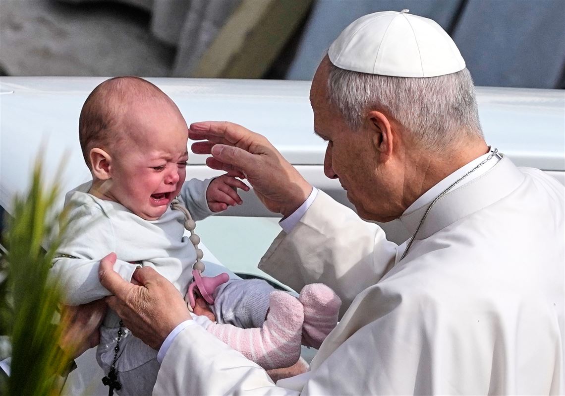 Pope Leo XIV rejects claims that God justifies war in Palm Sunday Mass ...