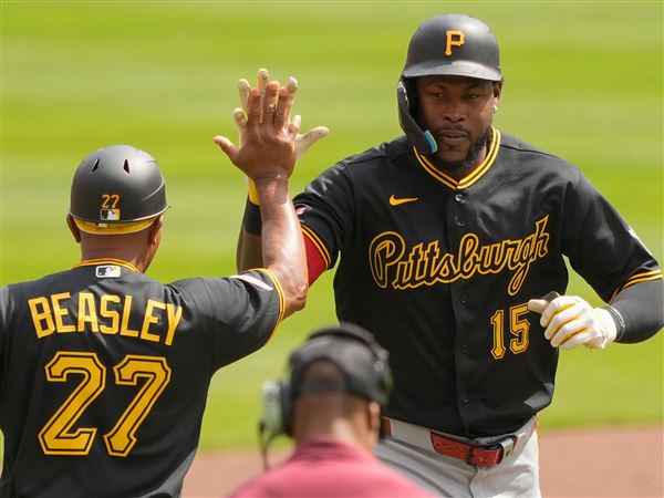 Pirates-Reds-Baseball-6-