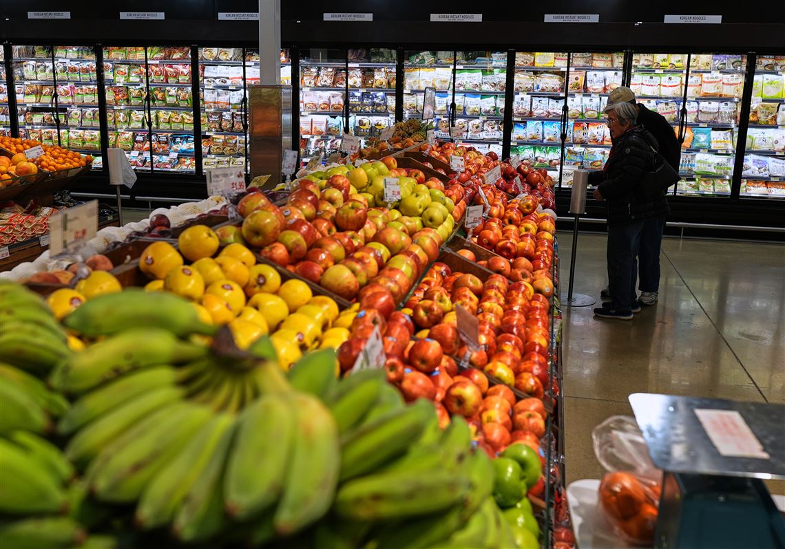 U.S. economy grew a sluggish 0.5% in fourth quarter, government says, downgrading previous estimate