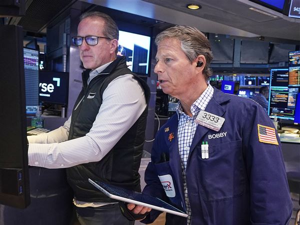 Financial-Markets-Wall-Street-