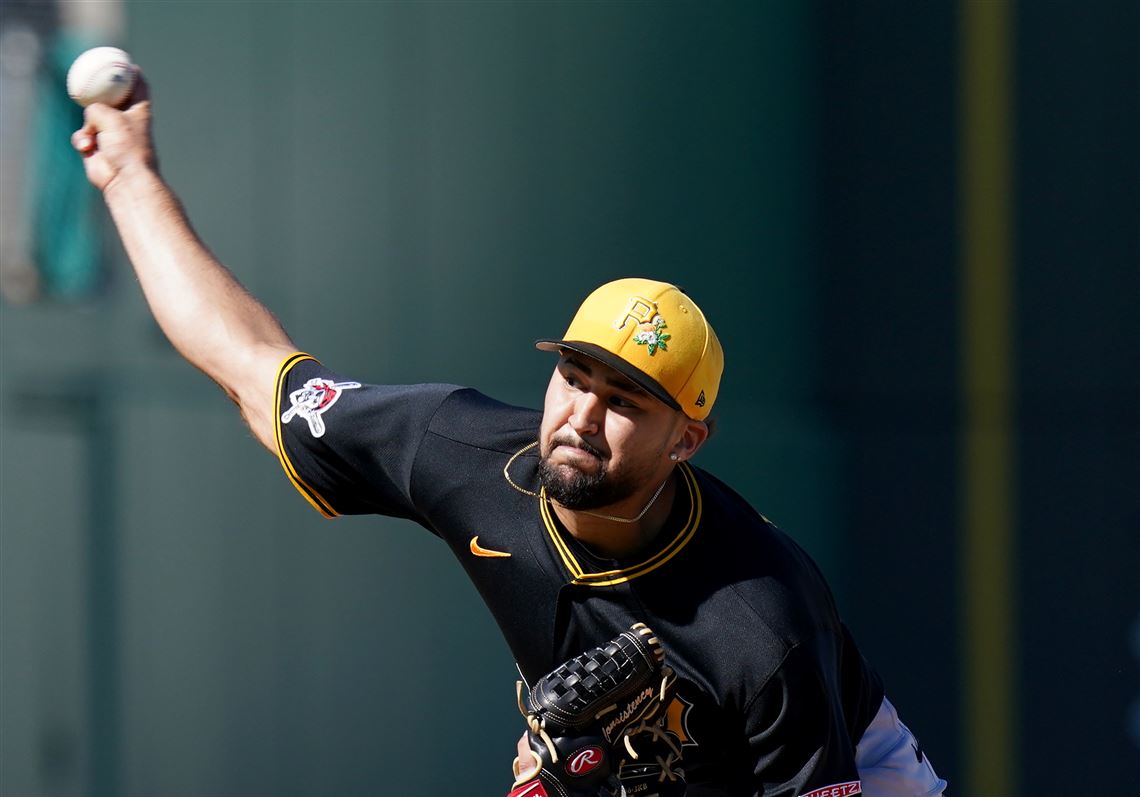 Source: Pirates to call up No. 7 prospect Antwone Kelly to help bullpen