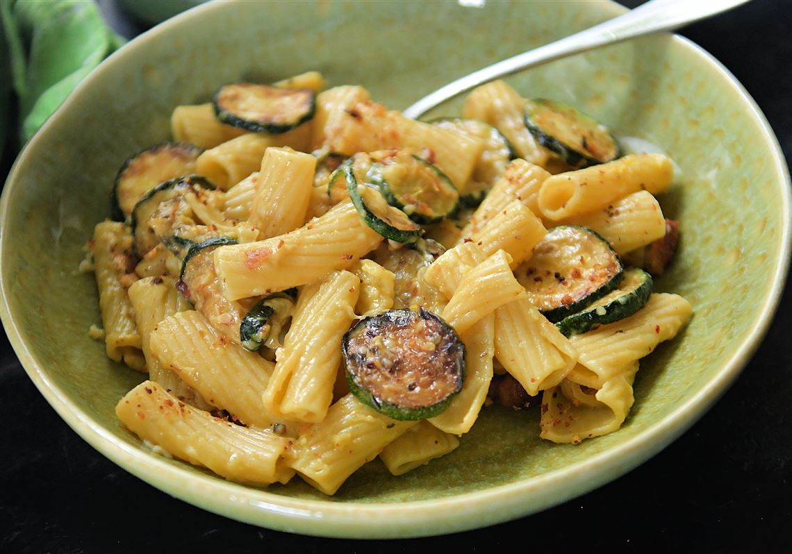 Gretchen’s table: Got zucchini? Make summer carbonara with lemony bread ...
