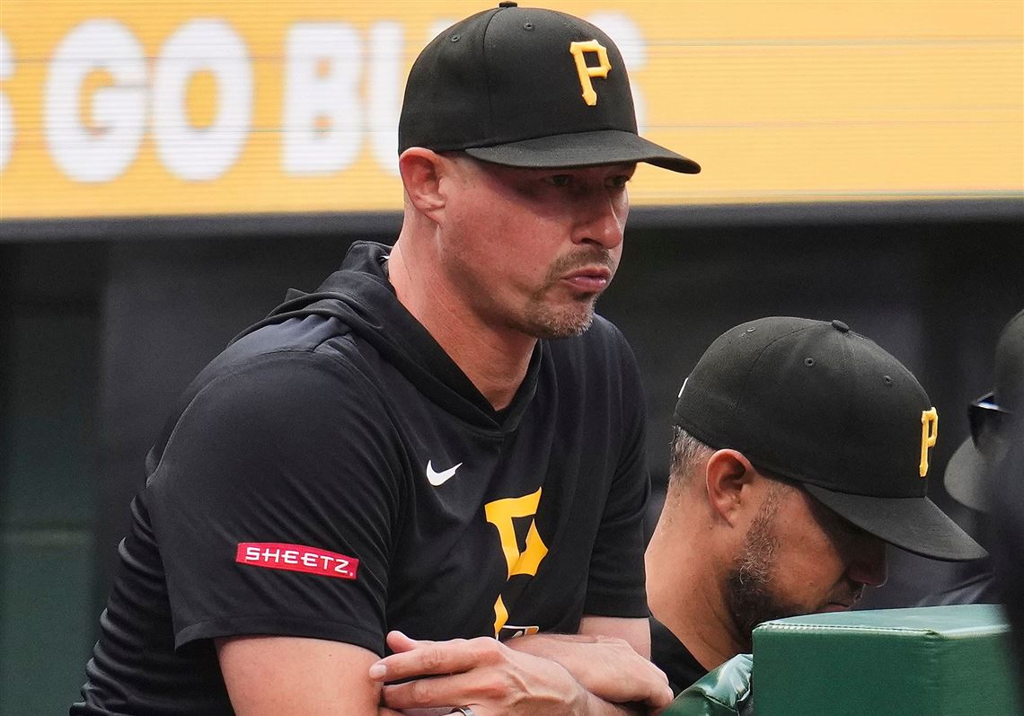 'He deserves it': The Pirates celebrate Don Kelly's 100th win — and hope more are on the way