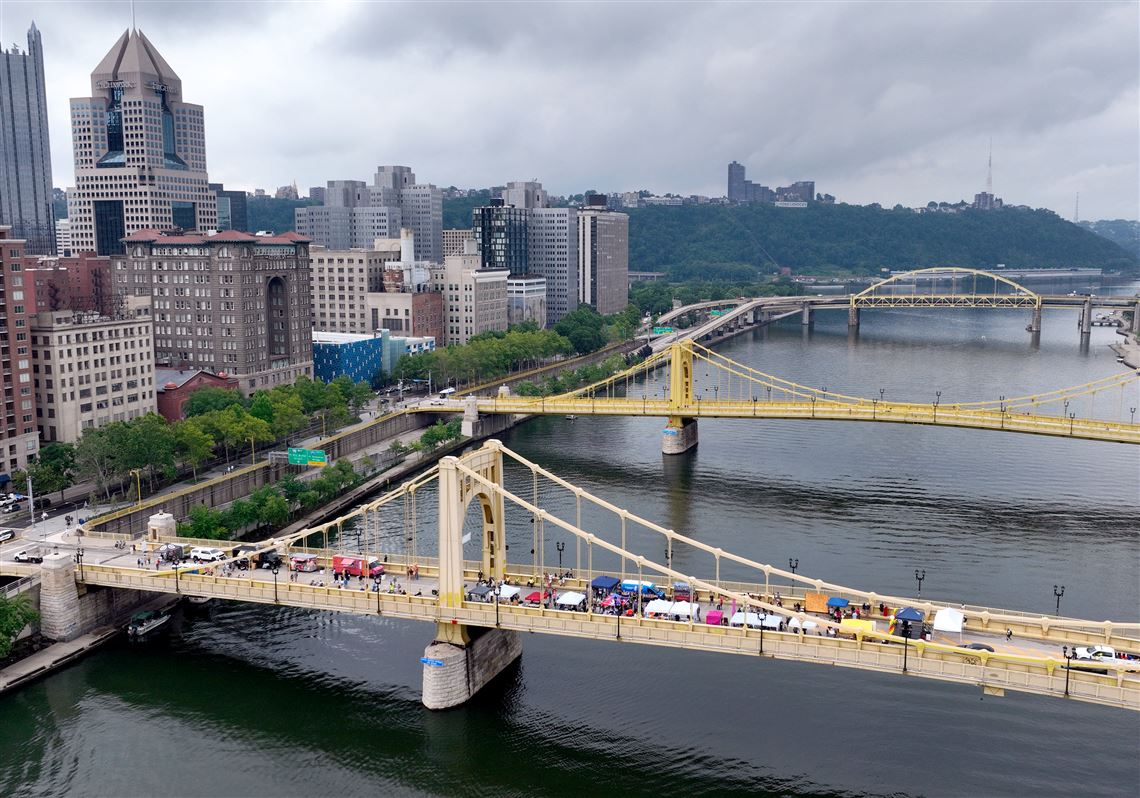 Pittsburghers celebrate Andy Warhol Bridge's 100th birthday