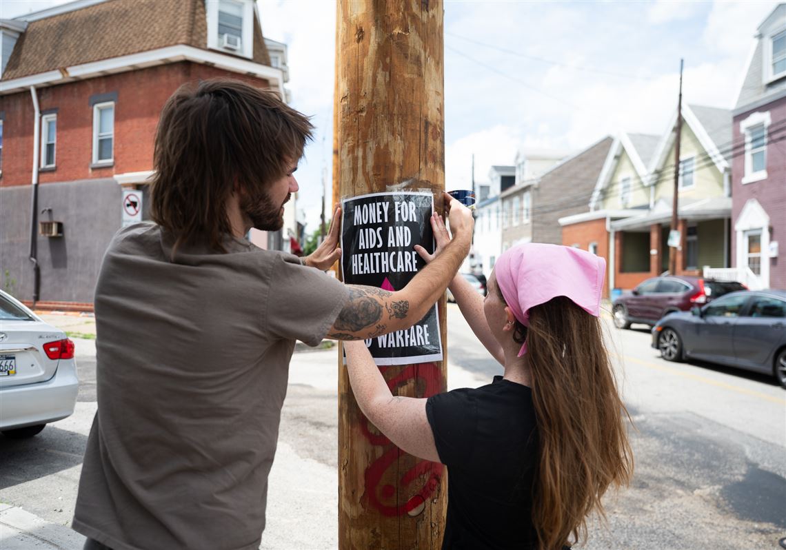 Behind a Pittsburgh group's awareness campaign for HIV funding