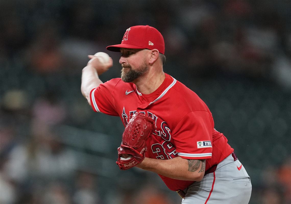 Noah Hiles: Las mejoras del bullpen en la fecha límite presionaron a los Piratas para terminar el trabajo