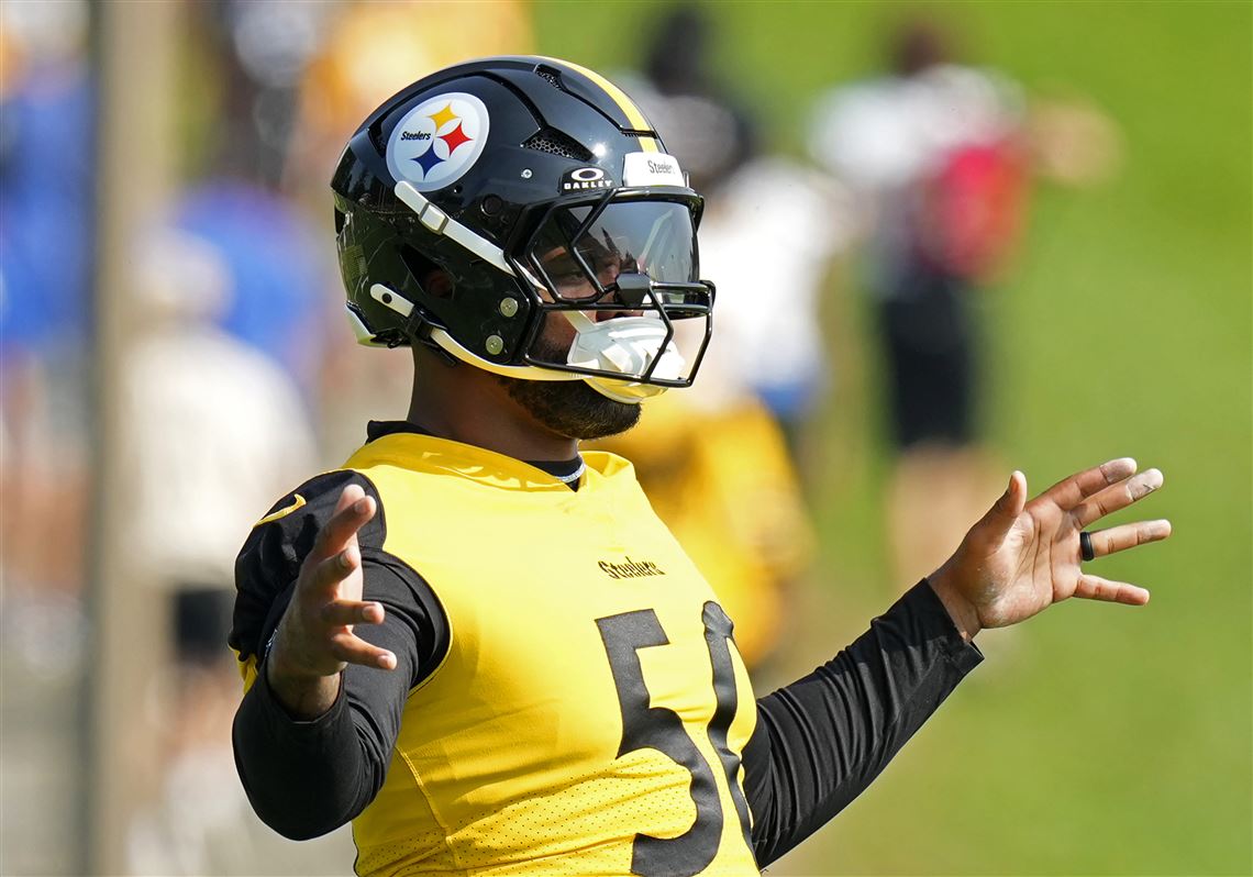 The Steelers release linebacker Elandon Roberts ahead of Sunday’s deadline for NFL roster cuts