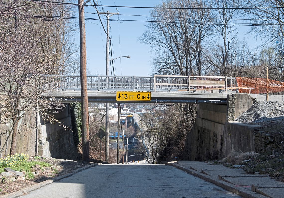 Rialto Street, one of the steepest streets in Pittsburgh, to close for two months for work on Lowrie Street Bridge