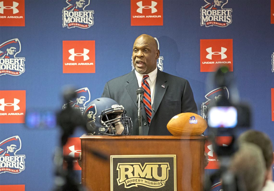 Akron beats Robert Morris 45-10 behind Cibastian Broughton’s 4 TD passes