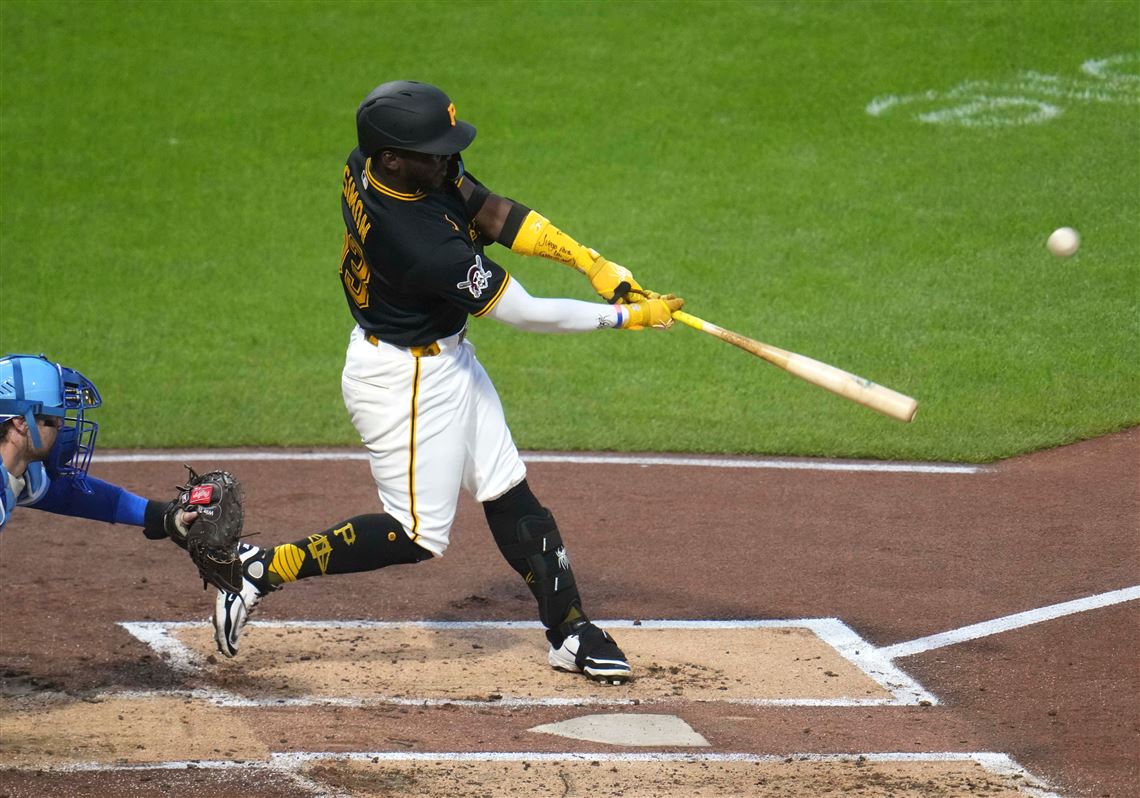 Brandon Lowe's fourth homer in five games led the Pirates to a win against ...