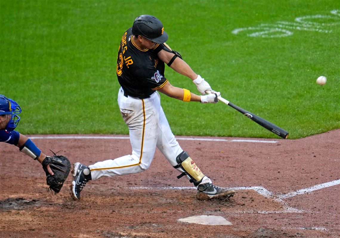 Rafael Flores Jr.'s two-run homer helps the Pirates complete a sweep of ...
