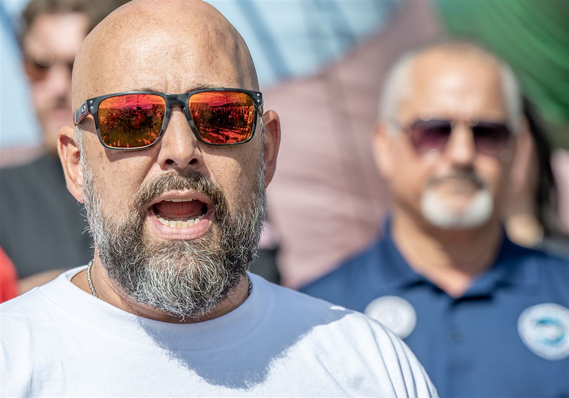 Duquesne Light workers approve new contract, ending rare strike