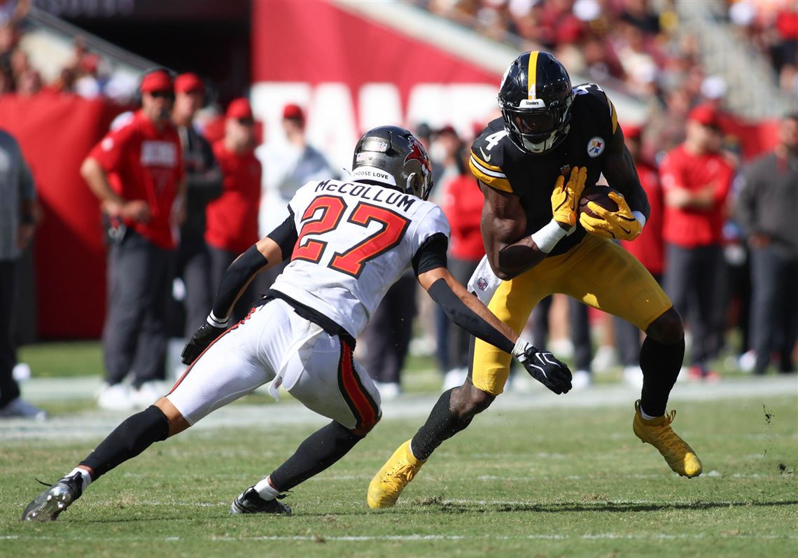 Steelers vs. Buccaneers Grades: Aaron Rodgers, Late Rally Power Pittsburgh Past Tampa Bay in OT