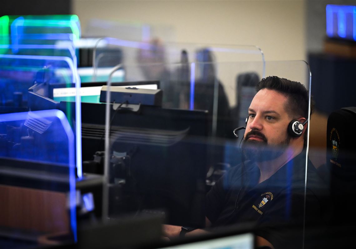 Legislation to expand access to health benefits for 911 operators heads to governor's desk